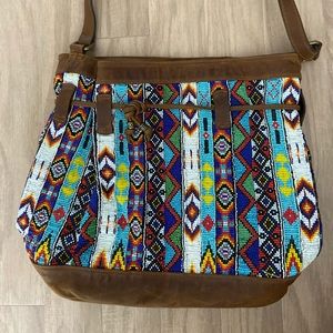 Streets Ahead messenger bag